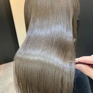 セミロング 縮毛矯正×髪質改善 店長　DAITOのヘアスタイル
