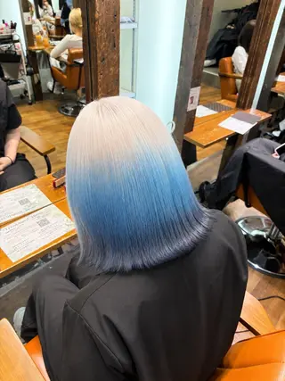 ロング カラー ハイトーン/ブリーチ 🦋デザイン森山陽向のヘアスタイル