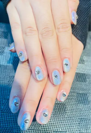 ミディアム nina beautyのネイルデザイン