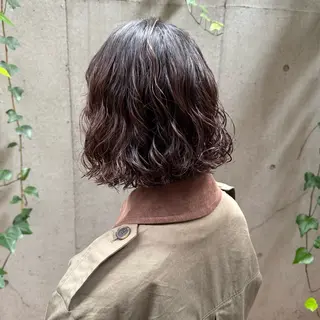 ミディアム パーマ 大橋 芽衣のヘアスタイル
