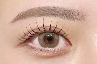 アイブロウ 高山 莉奈の眉毛・アイブロウイメージ