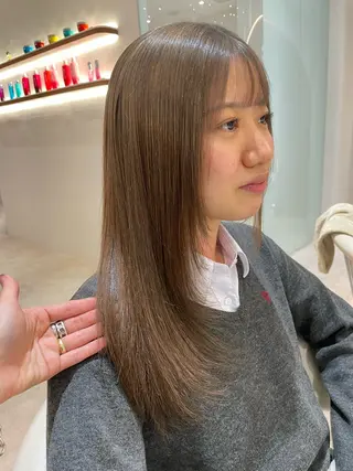 セミロング 💘MICOTO藤沢 髪質改善ブリーチ💘のヘアスタイル