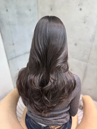 ロング カラー shion 透明感カラーのヘアスタイル