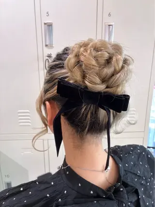 ロング ヘアアレンジ 堀内 都姫のヘアスタイル