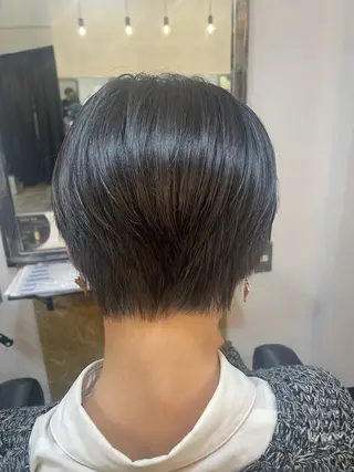 ショート 新宿/ハイトーン カラー/AKI🍎のヘアスタイル
