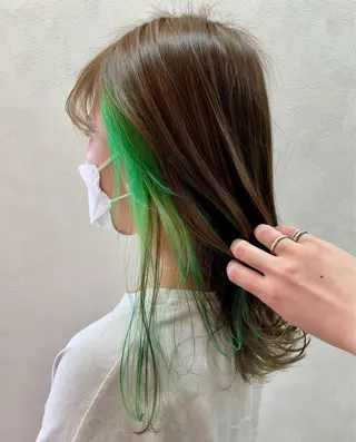 ミディアム カラー ヘアアレンジ 加藤 遥花のヘアスタイル