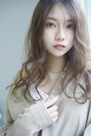 ロング カラー Hikaru Takahashiのヘアスタイル
