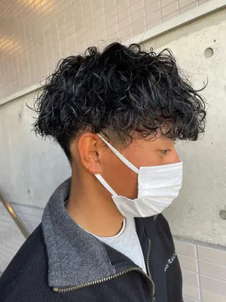 パーマ メンズ 大阪美容師 井上智博のヘアスタイル