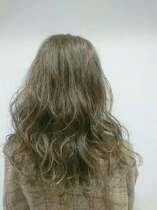 ロング カラー REM【阿佐ヶ谷】 MEGUのヘアスタイル