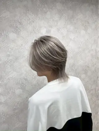 カラー メンズハイトーン 北斗💍レイヤーのヘアスタイル