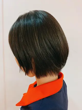 ショート 榎本 美雪のヘアスタイル