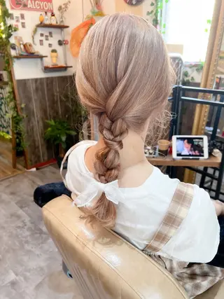 ミディアム カラー ヘアアレンジ カラーパティシエ facce🌼ikoのヘアスタイル