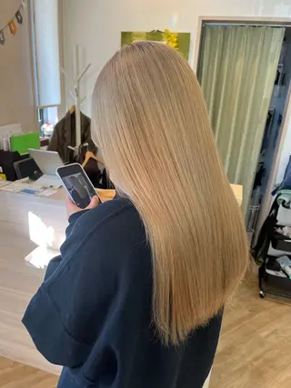 ロング カラー ヘアアレンジ like みやびのヘアスタイル