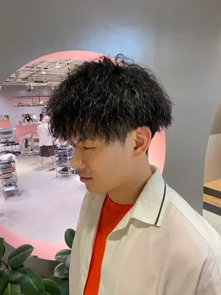 パーマ メンズ ないとう ゆうかのヘアスタイル