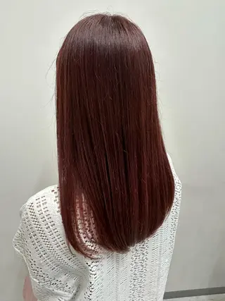 カラー KANA .のヘアスタイル