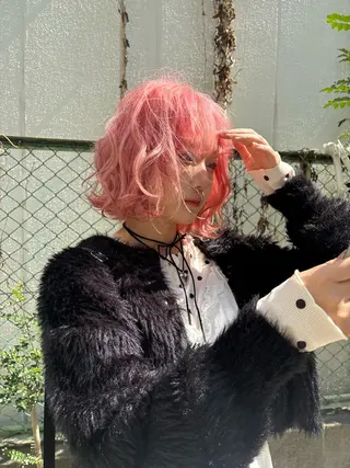 ミディアム カラー jyui/原宿 ハイトーン/デザインのヘアスタイル