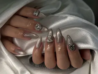 ネイル JIN 168 新大久保のネイルデザイン