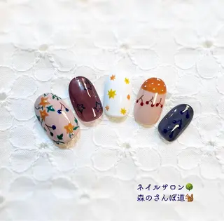 ネイル ショートネイル 森のさんぽ道のネイルデザイン