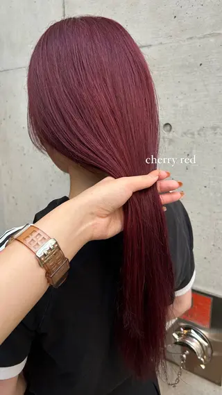 ロング カラー ミウラナツサ /レイヤーカットのヘアスタイル