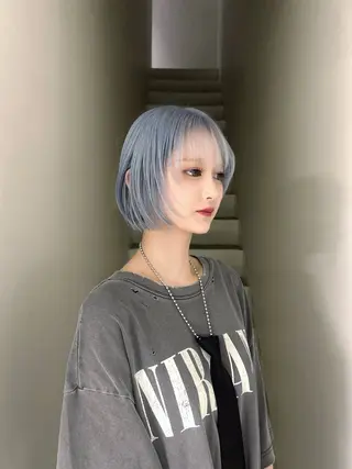 ショート カラー 松原 朱里のヘアスタイル