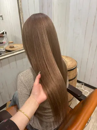 ロング リト /渋谷/ハイトーンのヘアスタイル