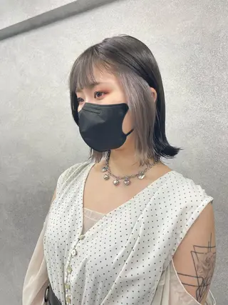 ミディアム カラー パーマ ヘアアレンジ メンズ キッズ ネイル マツエク・マツパ アイブロウ 切りっぱなしヘアボブ ミディアムヘアRYOのヘアスタイル