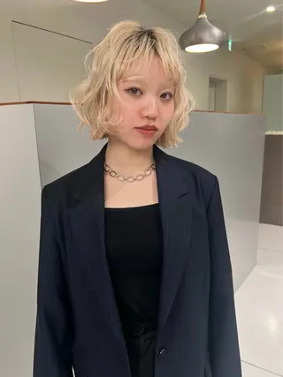 ショート 顔まわりカット/透け カラー/Memi🎀のヘアスタイル