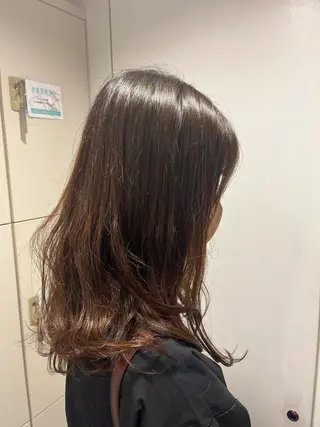 セミロング パーマ 石井 良典のヘアスタイル