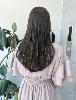 ロング カラー パーマ ヘアアレンジ 透明感/オリーブ/ グレージュ/YUKAのヘアスタイル