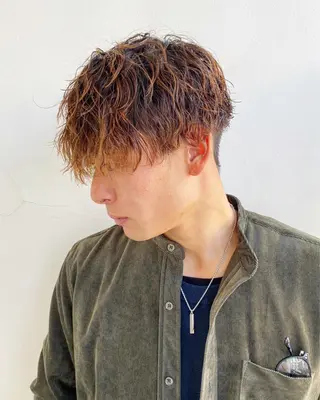 メンズ 🟦メンズパーマ🟦 横浜駅｜小上馬淳司のヘアスタイル