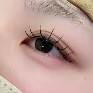 マツエク・マツパ しみず🌙💭 ぱっちり束感/横浜のマツエク・マツパデザイン