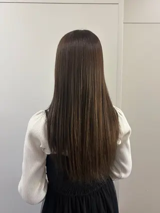 カラー Plaatje 響のヘアスタイル