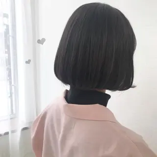 ミディアム カラー オリーブ/アッシュ やわらか透明感カラーのヘアスタイル