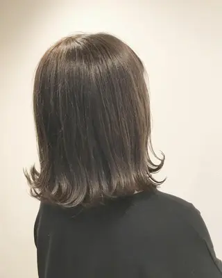 ショート カラー エイトウメダ 店長 稲尾友則のヘアスタイル