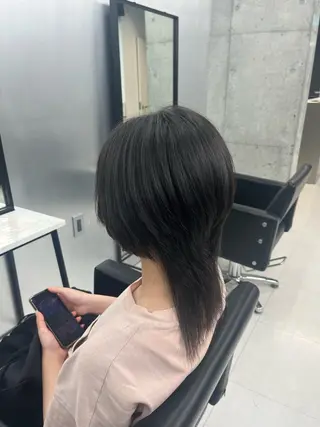 ミディアム 🌈推し活ハイトーン 💫荒川結星のヘアスタイル