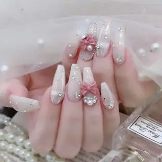 カラー AIN Nailのネイルデザイン