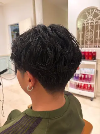 ショート 鯨井 崇太のヘアスタイル