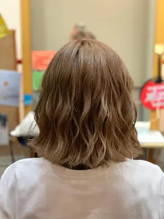 ミディアム たけい ゆうきのヘアスタイル