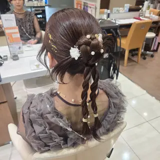 ヘアアレンジ レナークソワン ちだしえりのヘアスタイル