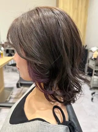 カラー 長谷川 紗羅のヘアスタイル
