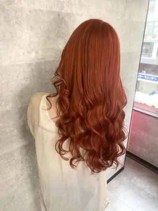 ロング カラー シールエクステ特化 ハイトーン、NANAのヘアスタイル