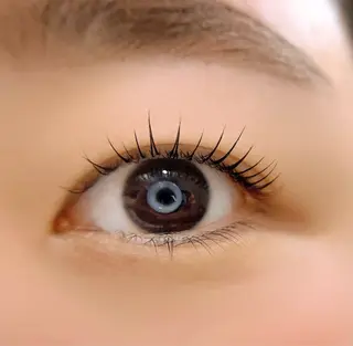 マツエク・マツパ un par unの眉毛・アイブロウイメージ