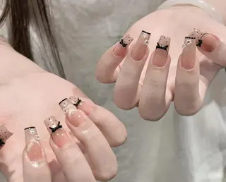 ネイル Pure&Rich Nailのネイルデザイン