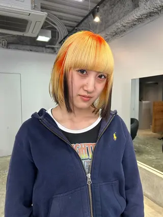 ショート ハイトーン特化/和音 【デザインカラー】のヘアスタイル