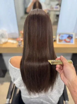 ロング leo/ロング／ レイヤーカット⛈️のヘアスタイル