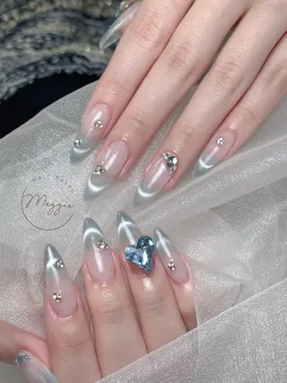 ネイル Maggie Nail🦩のネイルデザイン