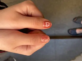 ネイル 長谷川 奈緒美のネイルデザイン