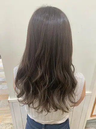 セミロング カラー ぱつっとボブ/ 小野あかねのヘアスタイル