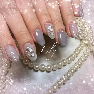 ネイル Lily*nail 🌻Mii🌻のネイルデザイン