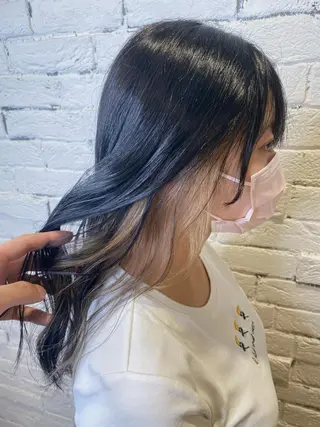 カラー 前田 輝のヘアスタイル